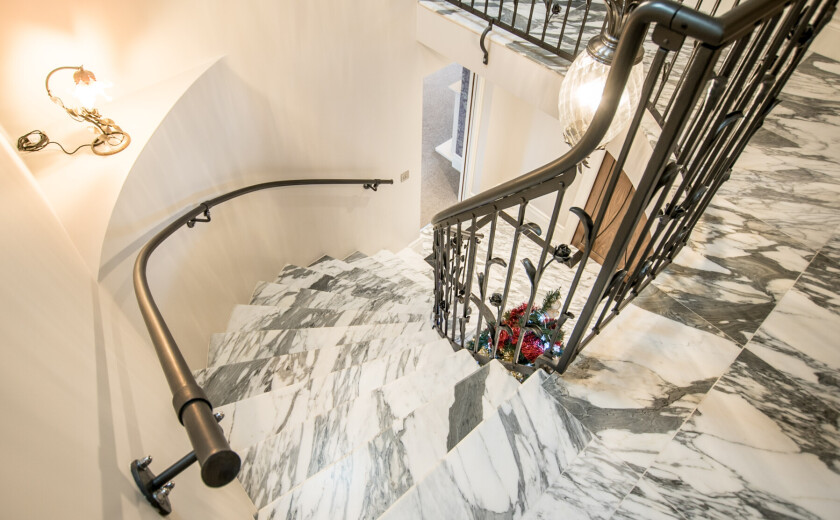 Landford Stone arabescato corchia marble stone flooring on stairs example