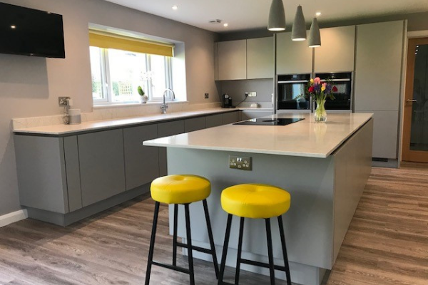 Wiltshire kitchen, flooring & bathroom renovations. Quartz, marble, limestone and granite supplied by Landford Stone, Wiltshire.