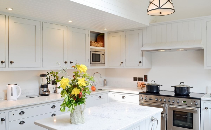 Teltos Carrara Onyx Kitchen. Landford Stone, Wiltshire.