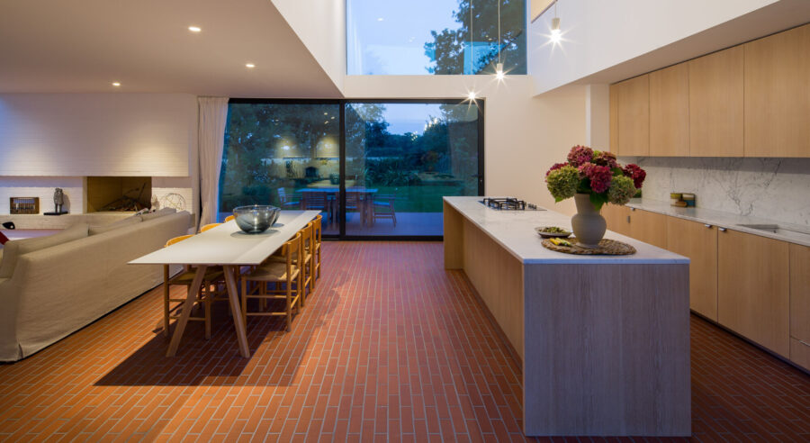 Minimalistic Quartz worktops. Designed by Strom Architects, supplied by Landford Stone, Wiltshire.